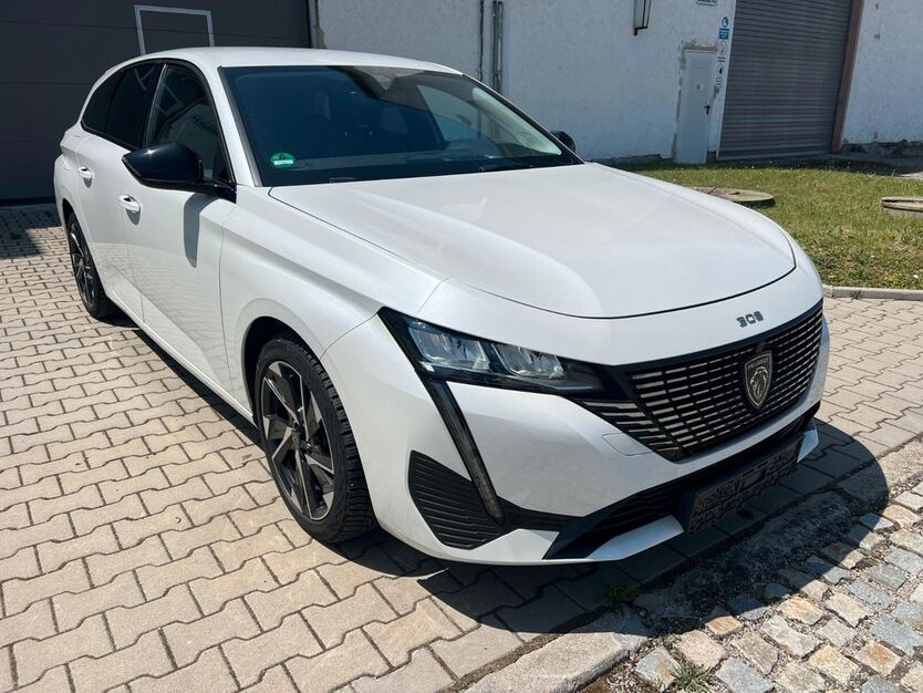 Peugeot 308 82.500 km 15.500 € Kissing 86438