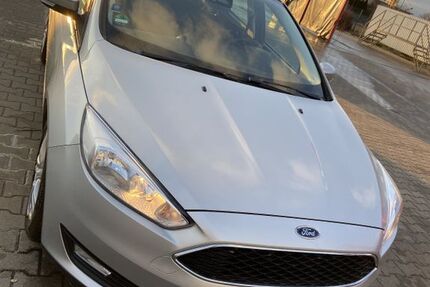 Ford Focus 218.900 km 6.500 &euro; Kissing 86438