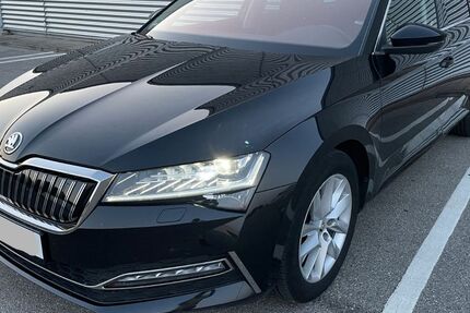 Skoda Superb 54.000 km 23.790 &euro; Königsbrunn 86343