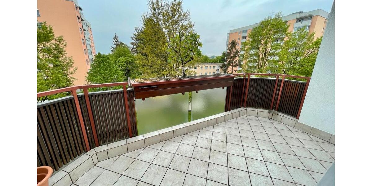 Etagenwohnung Augsburg Firnhaberau - 3 Zimmer, 81 m&sup2;, 380.000&euro; | Angebot:26197667