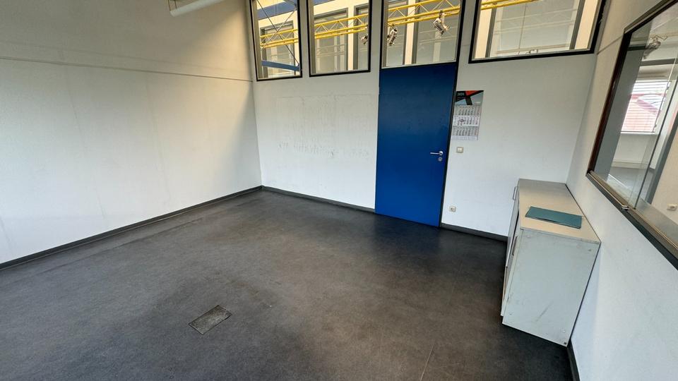 Moderne Büroflächen 25qm in NeusäßVogelsang zur Miete zimmer
