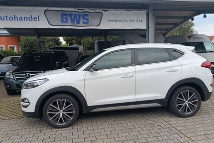 Hyundai TUCSON 138.000 km 13.999 &euro; Königsbrunn 86343