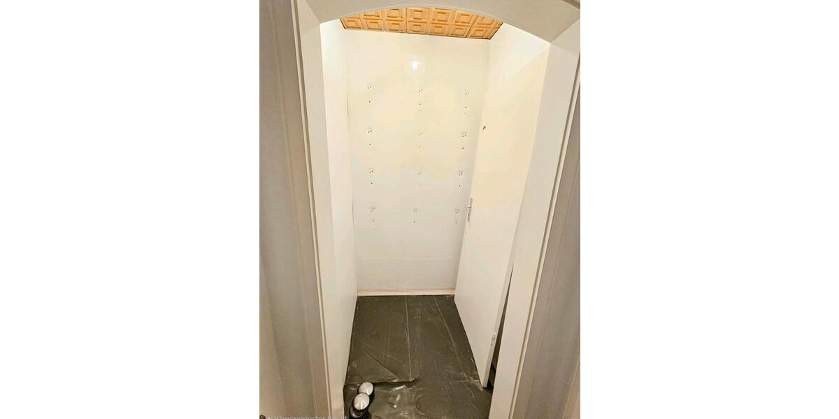 Etagenwohnung Königsbrunn - 1 Zimmer, 15 m&sup2;, 510&euro; | Angebot:25655345