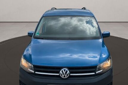VW Caddy 208.000 km 11.200 &euro; Heinrichshofen 86492