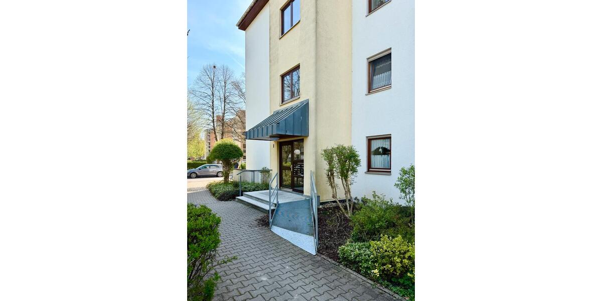 Etagenwohnung Augsburg Firnhaberau - 3 Zimmer, 81 m&sup2;, 380.000&euro; | Angebot:26303107
