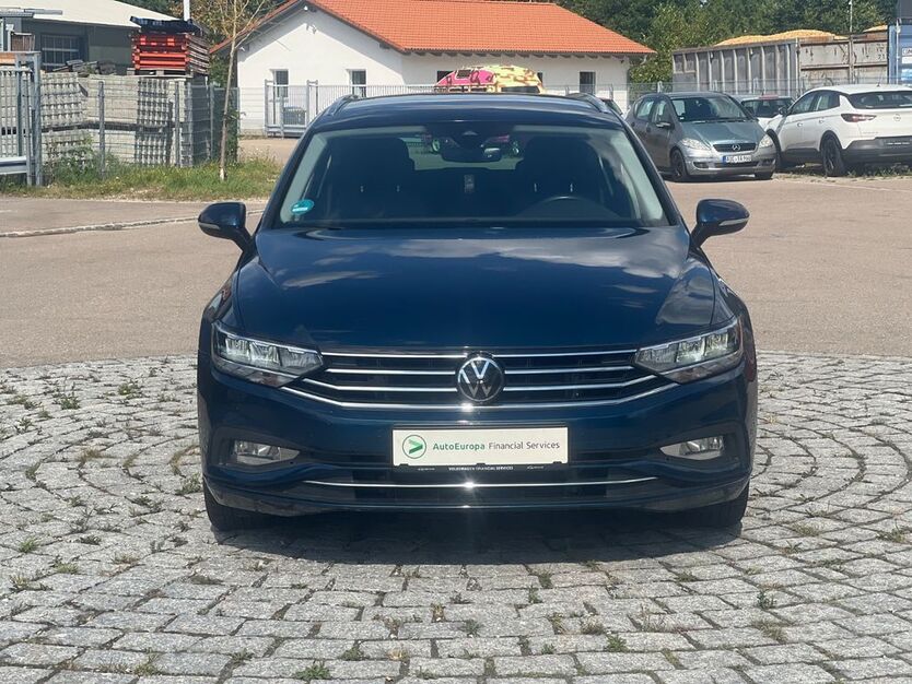 VW Passat Variant 49.999 km 25.800 € Freienried 86495