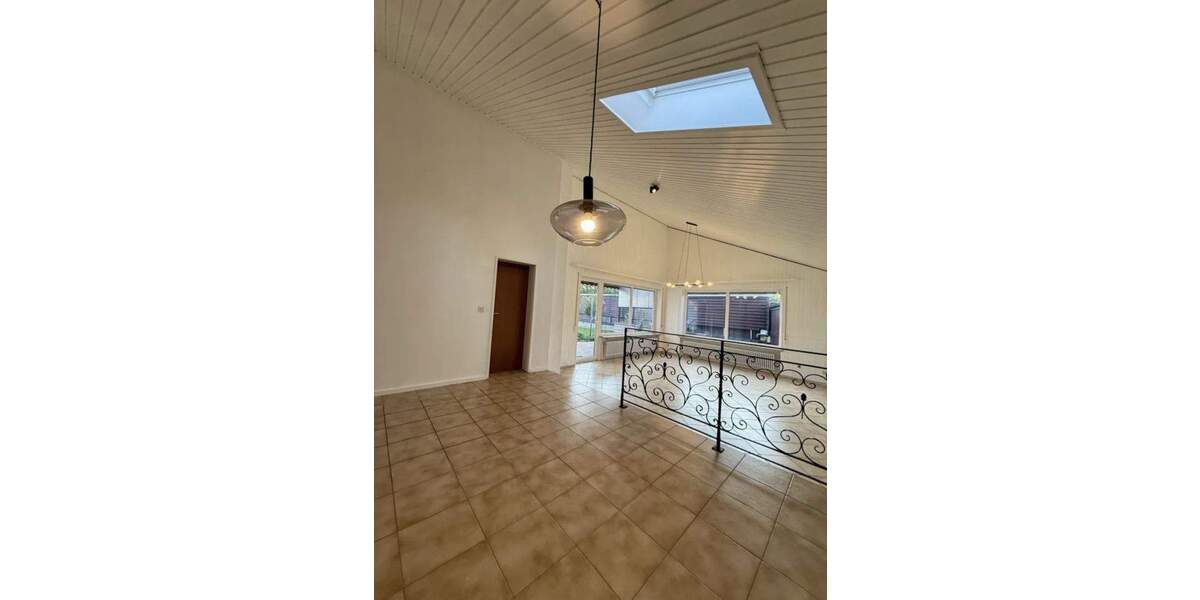 Einfamilienhaus Stadtbergen - 5 Zimmer, 162 m&sup2;, 780.000&euro; | Angebot:25667508