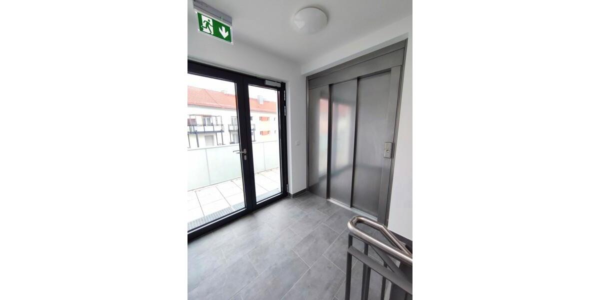 Etagenwohnung Augsburg Universitätsviertel - 1 Zimmer, 38 m&sup2;, 743&euro; | Angebot:23825530