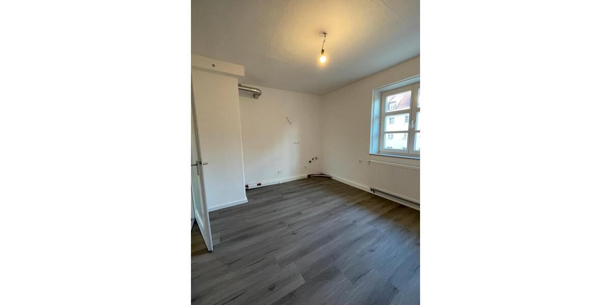 Hochparterre Augsburg Haunstetten-Siebenbrunn - 2 Zimmer, 62 m&sup2;, 350.000&euro; | Angebot:25280882