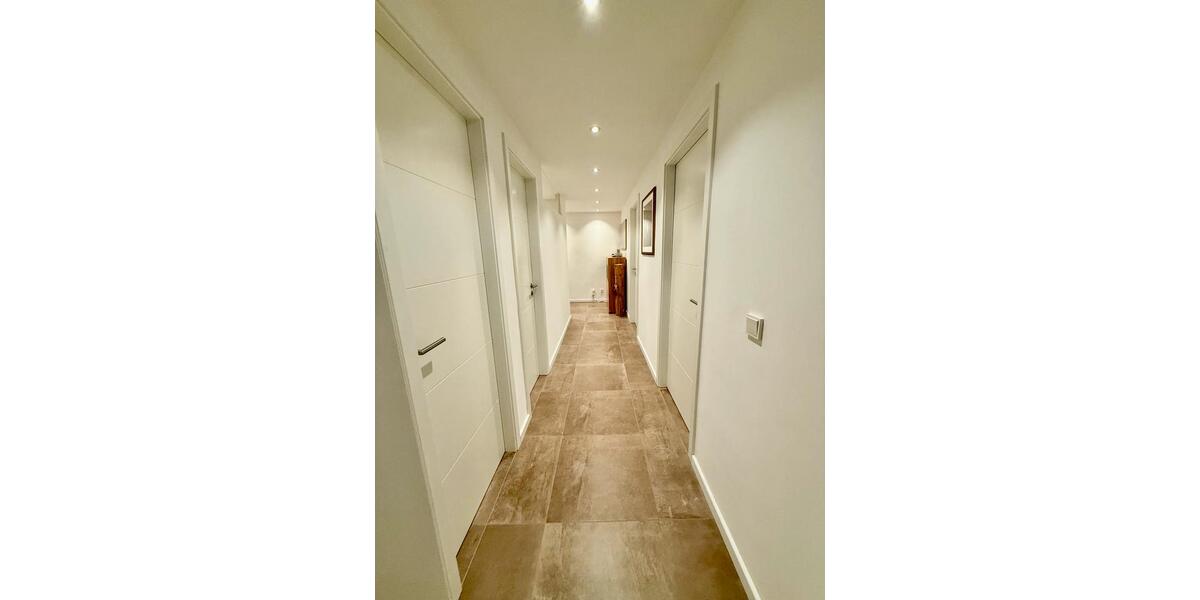 Dachgeschoßwohnung Augsburg Lechhausen - 3 Zimmer, 445.000&euro; | Angebot:23082534