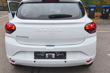 Dacia Sandero 9.200 km 11.000 &euro; Langerringen 86853