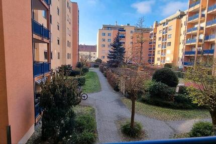 Wohnung Augsburg Pfersee - 3 Zimmer, 80 m&sup2;, 1.555&euro; | Angebot:26405845