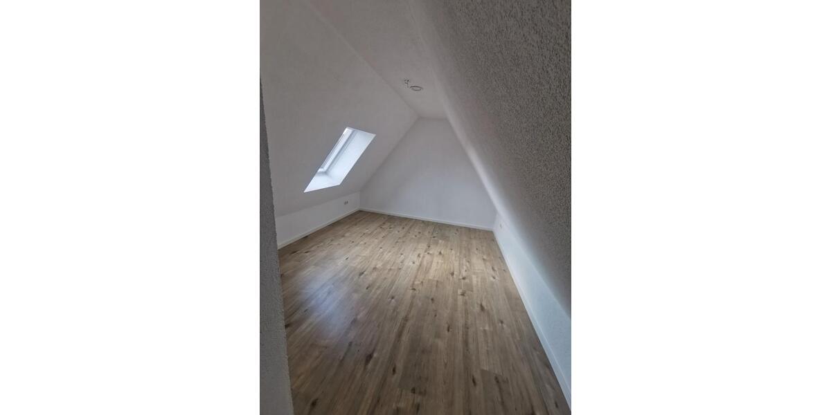 Einfamilienhaus Wertingen - 6 Zimmer, 135 m&sup2;, 1.650&euro; | Angebot:26017015