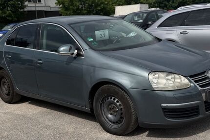 VW Jetta 275.420 km 999 &euro; Augsburg 86167