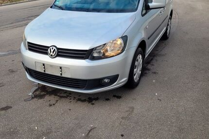 VW Caddy 135.420 km 9.899 &euro; Gersthofen 86368