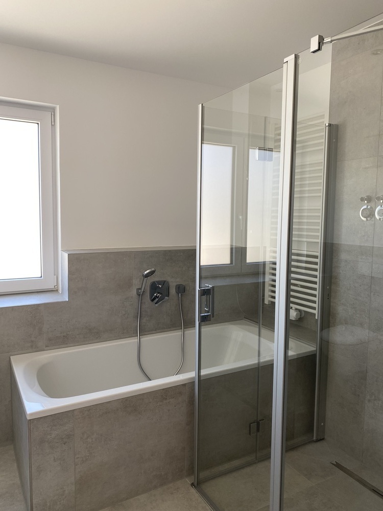 Moderne 3-Zimmerwohnung mit sonniger Terrasse und viel Tageslicht zimmer