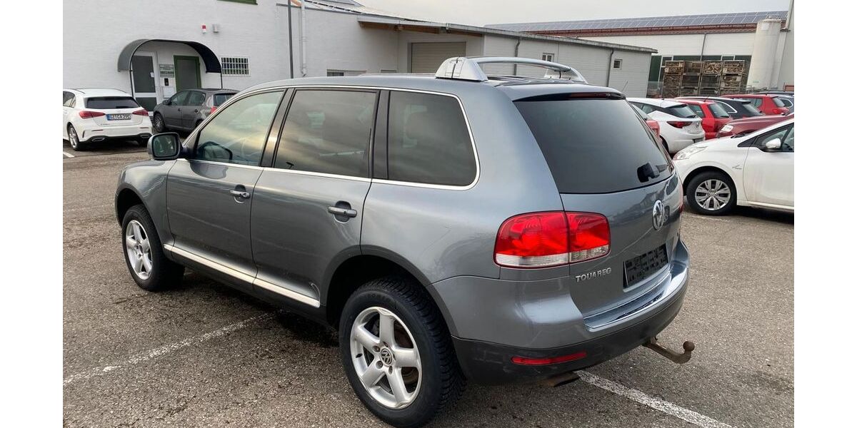 VW Touareg 220.000 km 2.950 € Gersthofen 86368