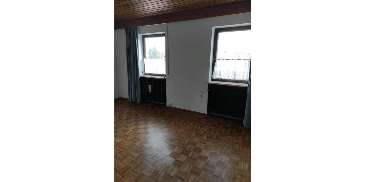 Reihenhaus Horgau - 6 Zimmer, 188 m&sup2;, 1.900&euro; | Angebot:24435997