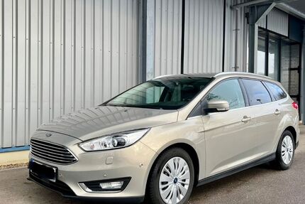 Ford Focus 157.000 km 8.200 &euro; Friedberg 86316