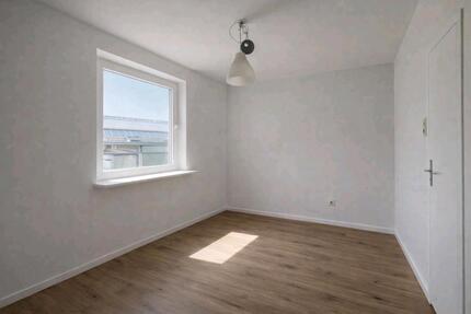 Wohnung Augsburg Pfersee - 1 Zimmer, 25 m&sup2;, 950&euro; | Angebot:24432694