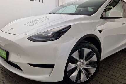 Tesla Model Y 21.700 km 32.890 &euro; Königsbrunn bei Augsburg 86343