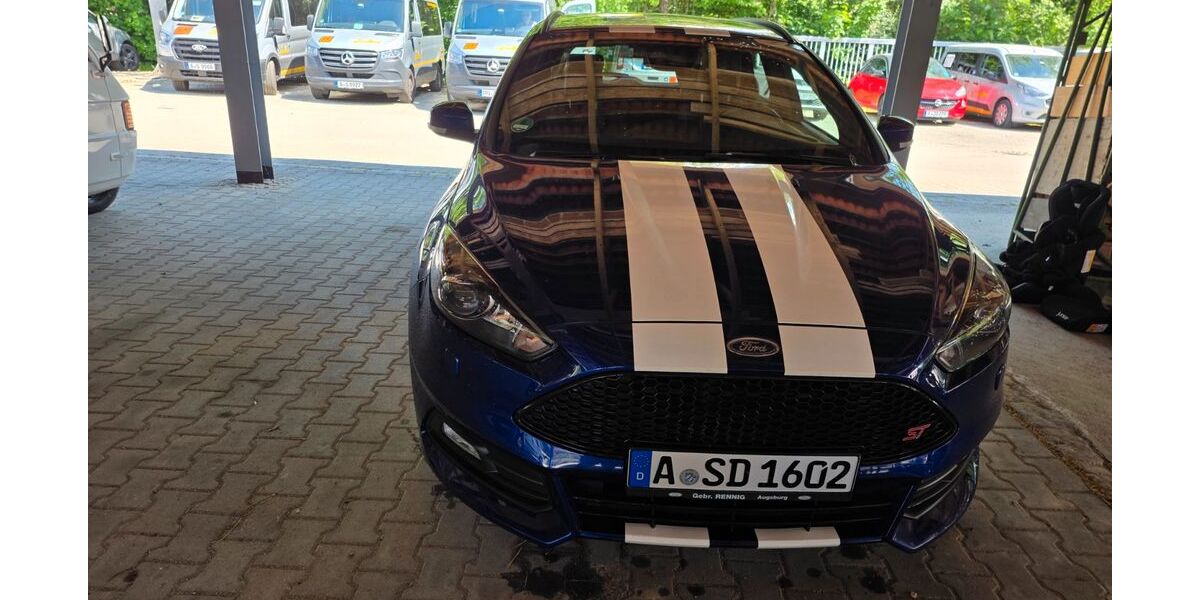Ford Focus 74.100 km 17.000 &euro; Wehringen 86517