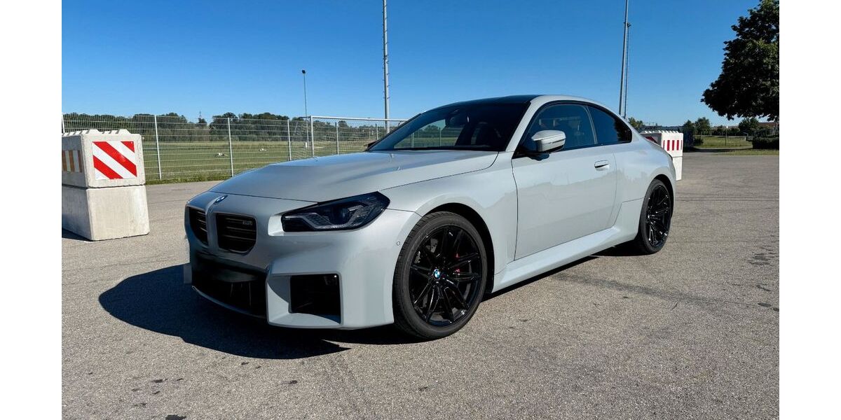 BMW M2 2.600 km 73.900 &euro; Kissing 86438