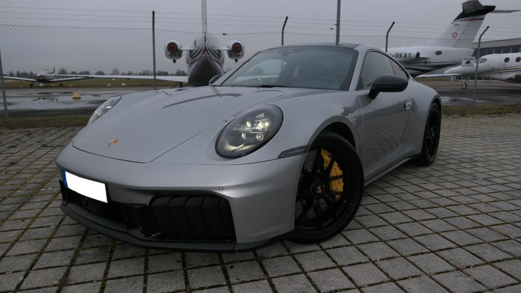Porsche 992 6.212 km 198.000 € Gersthofen 86368