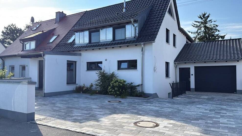 KNIPFER`S ImmobilieNSCHÄTZE - Elegante DachWohnung in sehr ruhiger Wohnlage zur Miete!