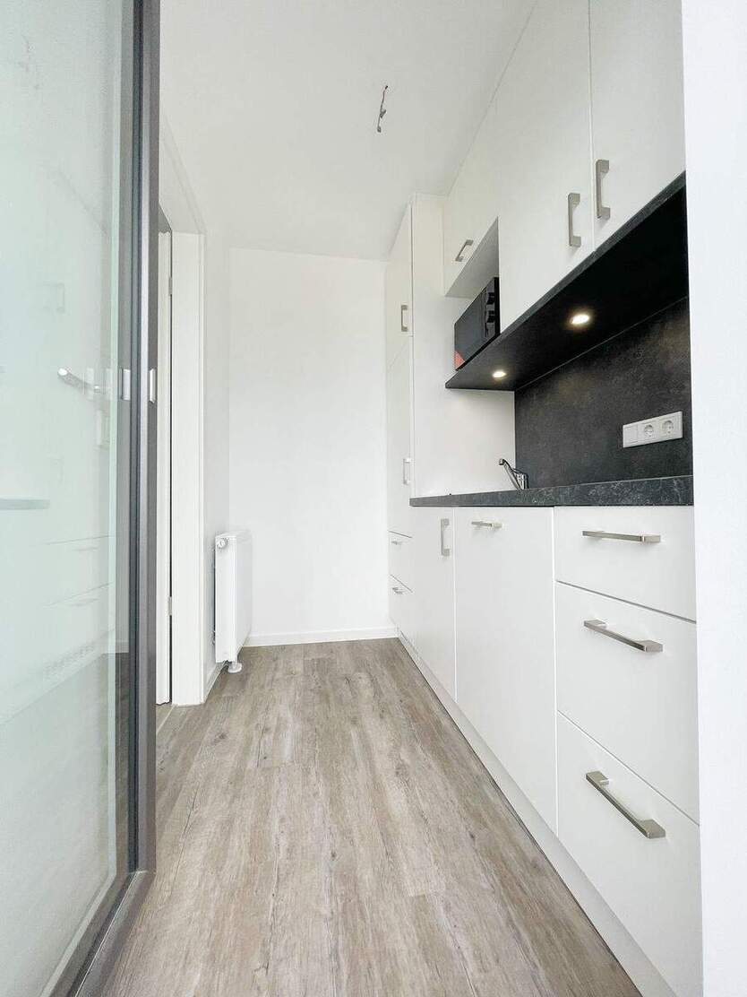 Modern möbliertes 1 Zimmer Apartment mit Balkon, W-Lan und TG-Stellplatz 1 zimmer