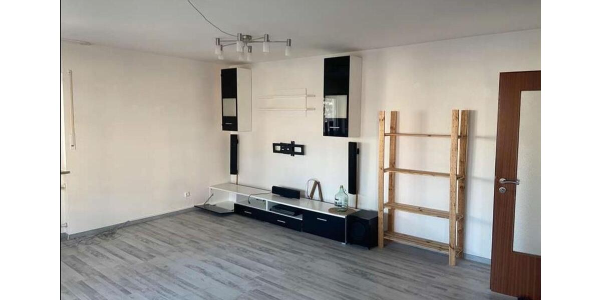 Vermietete 2-Zimmer Wohnung 84qm Hammerschmiede zimmer