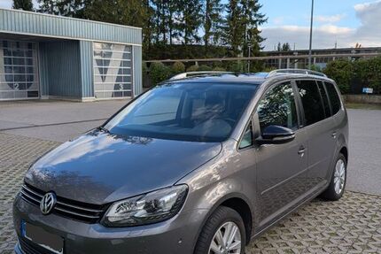 VW Touran 189.500 km 7.000 € Augsburg 86153