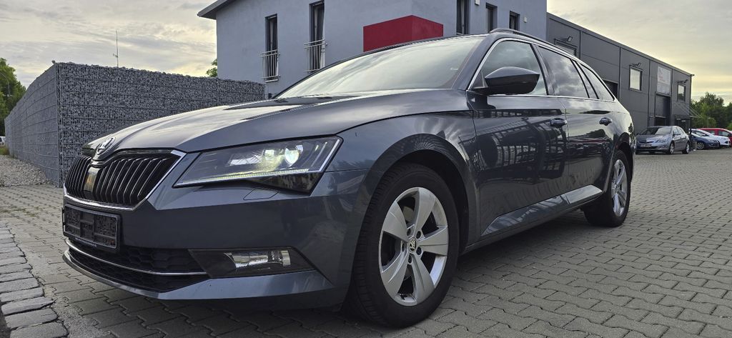 Skoda Superb 231.000 km 12.690 € Augsburg 86167