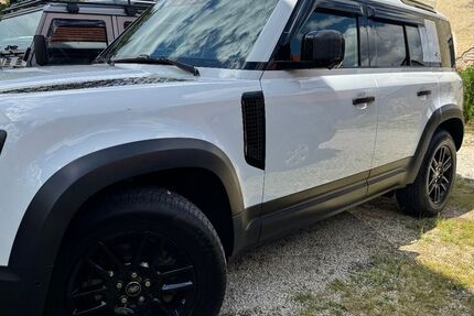 Land Rover Defender 100.000 km 43.700 &euro; Biberbach 86485