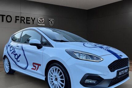 Ford Fiesta 76.634 km 16.880 € Augsburg 86167