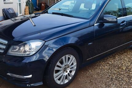 Mercedes-Benz C 250 334.431 km 5.680 &euro; Welden 86465