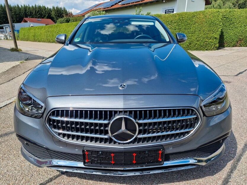 E 220