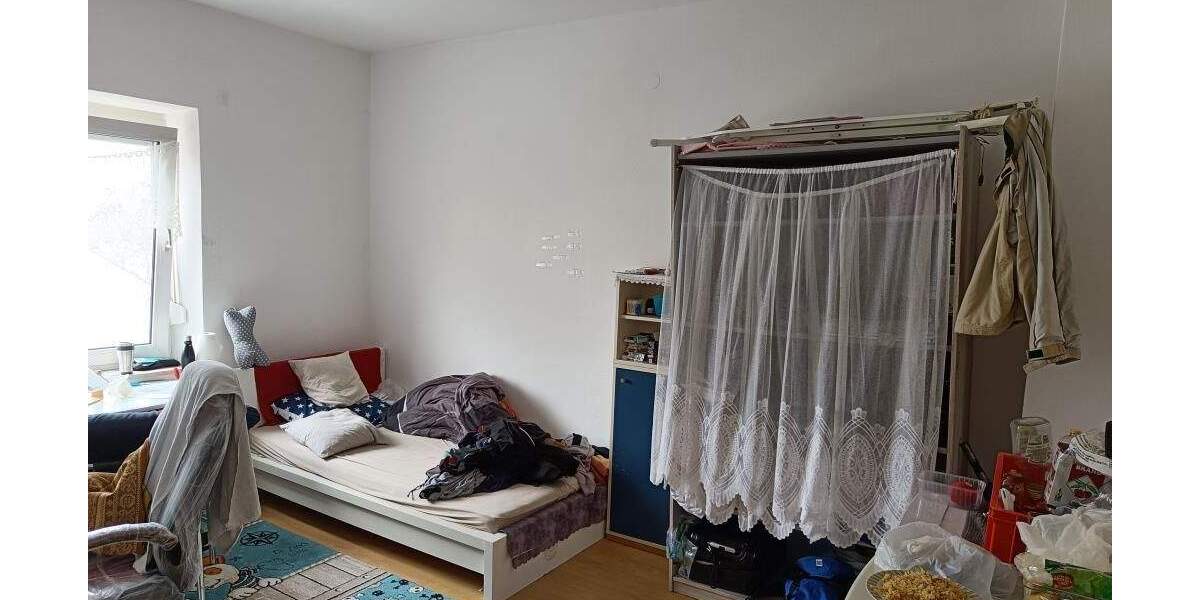 Etagenwohnung Augsburg Kriegshaber - 4 Zimmer, 101 m&sup2;, 275.000&euro; | Angebot:25898640