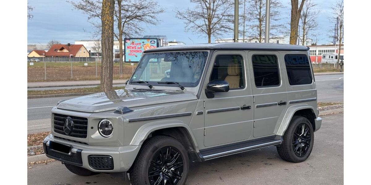 Mercedes-Benz G 450 9.500 km 179.000 € Augsburg 86165