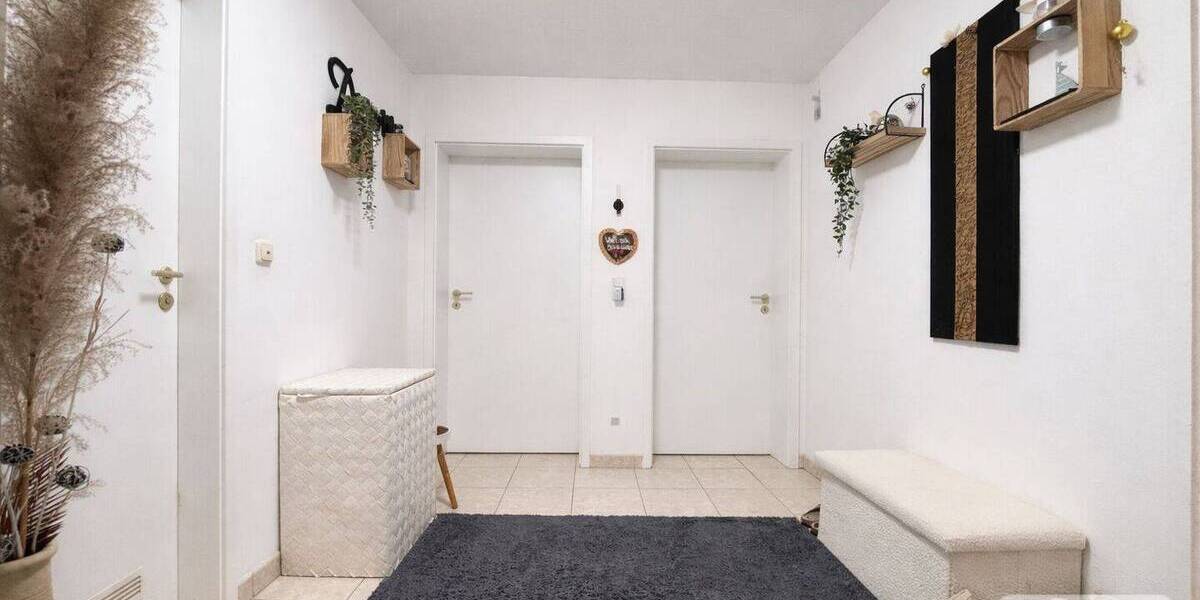 Etagenwohnung Dinkelscherben - 3 Zimmer, 77 m&sup2;, 235.000&euro; | Angebot:26345477