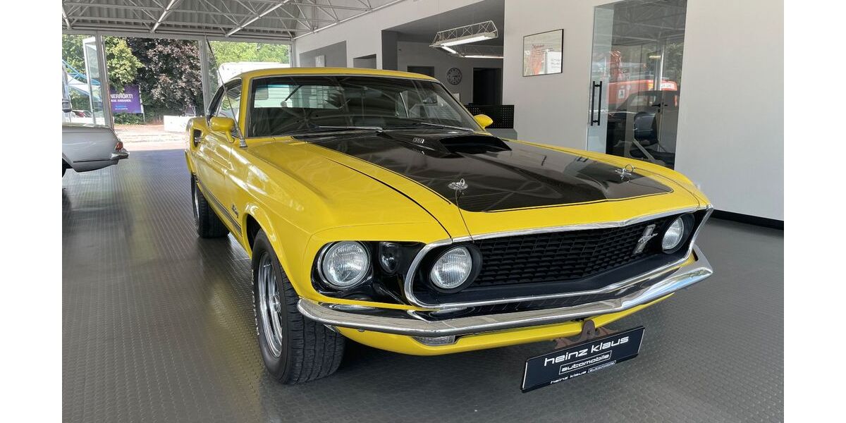 Ford Mustang 149.000 km 43.900 &euro; Augsburg 86179