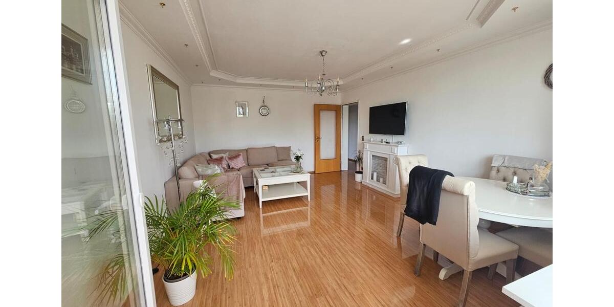 Etagenwohnung Augsburg Universitätsviertel - 3 Zimmer, 88 m&sup2;, 1.550&euro; | Angebot:25420724