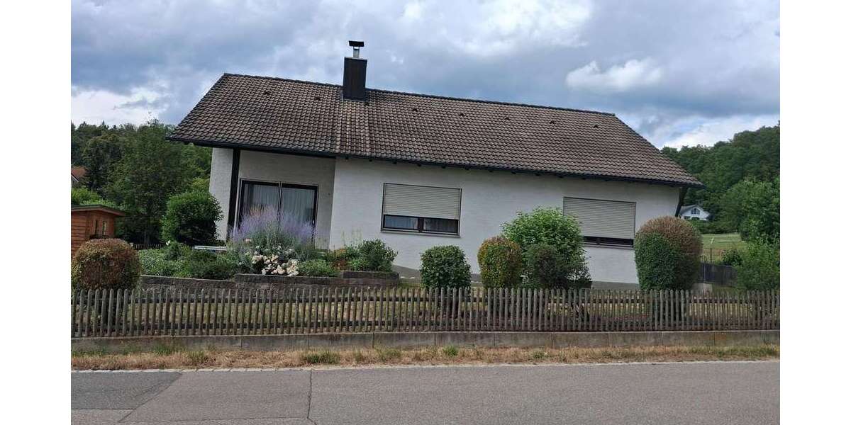 Einfamilienhaus Dinkelscherben - 4 Zimmer, 106 m&sup2;, 1.400&euro; | Angebot:27031943