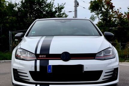 VW Golf 116.000 km 16.000 € Augsburg 86153