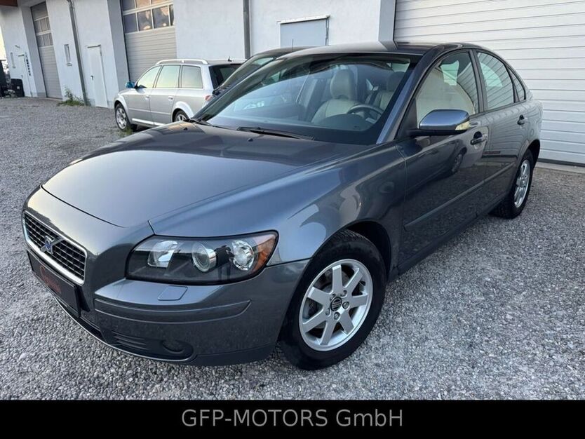 S40