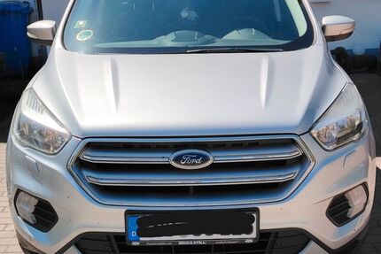 Ford Kuga 188.000 km 6.900 &euro; Friedberg 86316