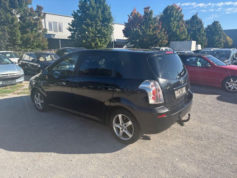 Toyota Corolla Verso 292.350 km 2.500 € Augsburg 86167