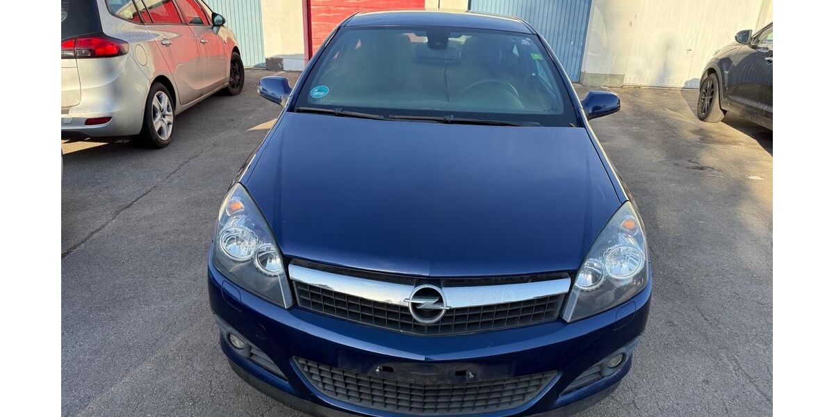 Opel Astra 151.000 km 2.990 &euro; Untermeitingen 86836