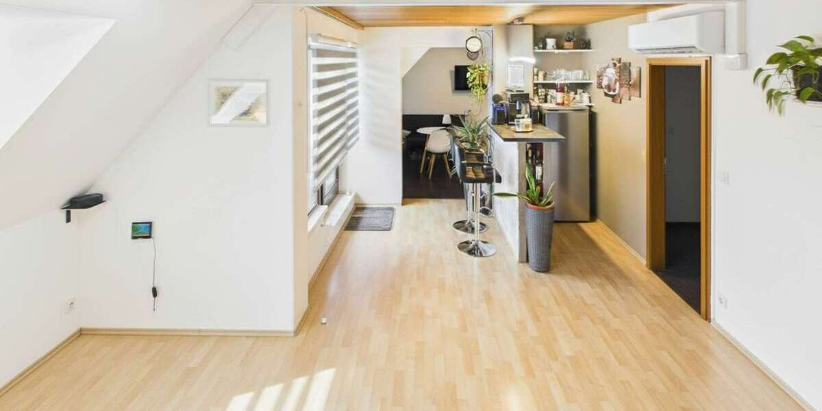 2-Zimmer-Maisonette: Die perfekte Verbindung von Stadtleben und Natur. - Maisonettenwohnung Augsburg Lechhausen | Angebot:25376353