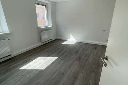 Wohnung Augsburg Oberhausen - 3 Zimmer, 75 m&sup2;, 1.100&euro; | Angebot:27436467
